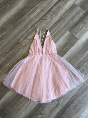 NWT Selfie Leslie Floating By Plunging Neckline Mini Dress Blush Spring Summer